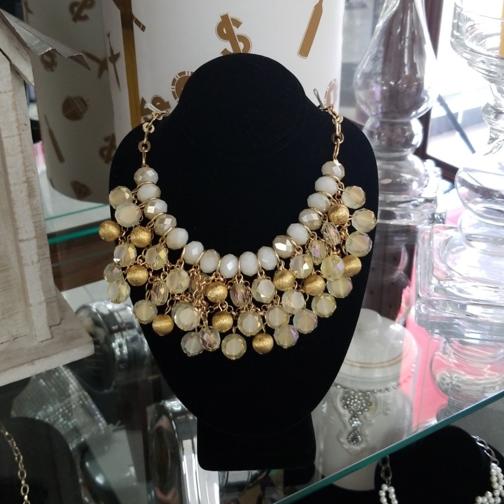 Gorgeous necklace
